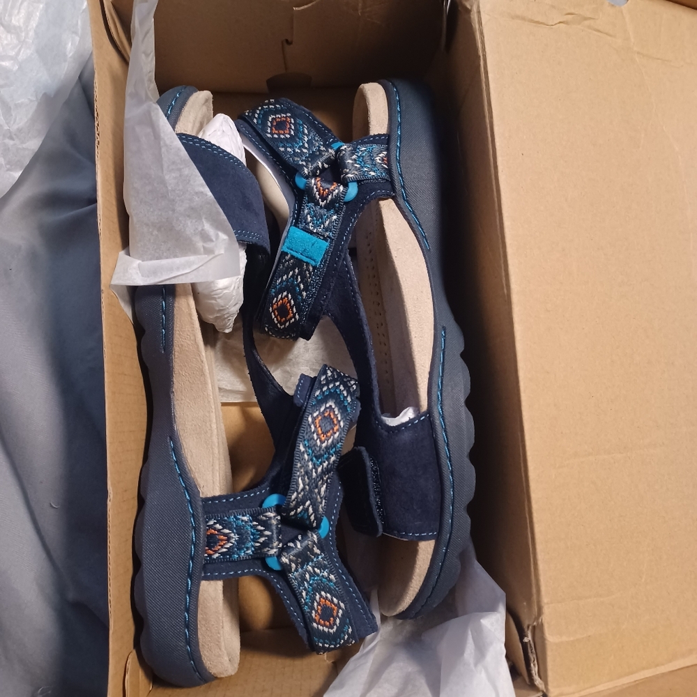 Clark women's amanda step sandals 7.5 new navy